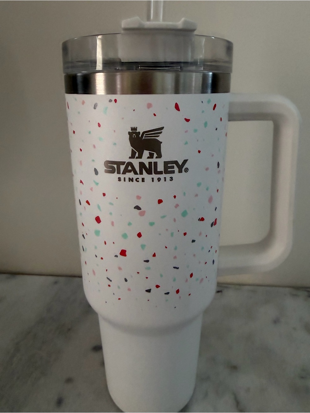 Stanley 40z Adventure Quencher White Terrazzo Confetti - Picture 2 of 8
